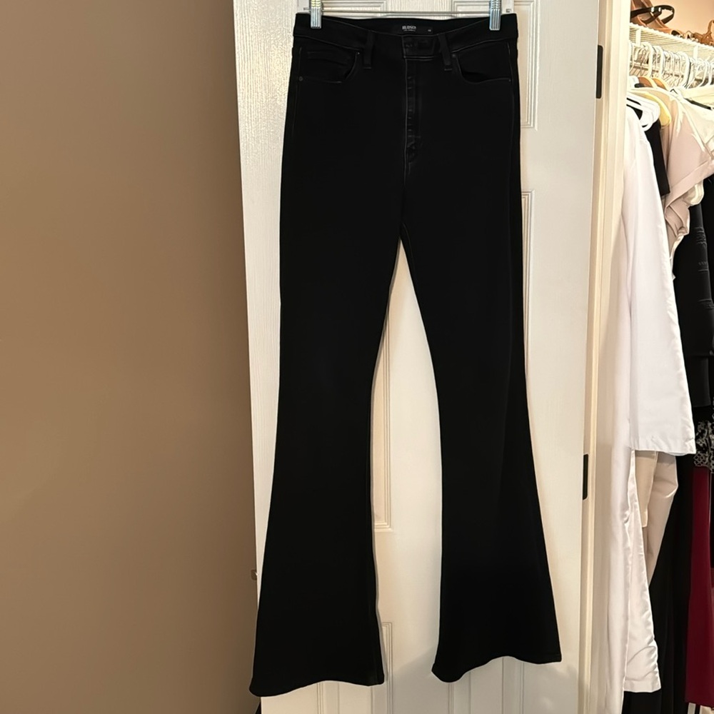 EUC Hudson Holly Flare Jeans Size 28